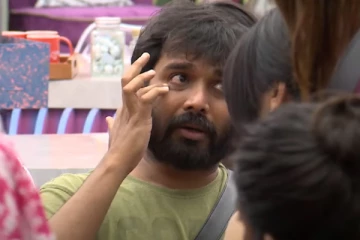 திடீரென கண்கலங்கி அழுத பிரதீப்.. காரணம் என்ன.. பிக் பாஸ் மூன்றாவது Promo