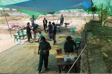 යාපනය කළඹමින් චෙම්මනි සිත්තුපාත්තු සුසාන භූමියෙන් මිනිස් සිරුරු 245කට අදාළ අස්ථි කොටස් හඳුනාගනී
