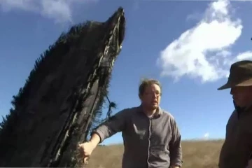 ராக்கெட் சிதைவுகள் கண்டெடுப்பு