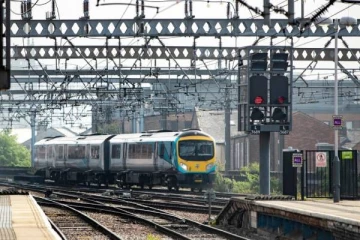 பிரித்தானியாவில் ரயில்வே ஓட்டுனர்கள் வேலைநிறுத்த அறிவிப்பு! கொந்தளித்த கால்பந்து ரசிகர்கள்