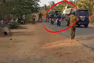 முல்லைத்தீவில் நிறுத்தாமல் சென்ற வாகனம் மீது விசேட அதிரடிப்படையினர் சரமாரியாக துப்பாக்கிச் சூடு