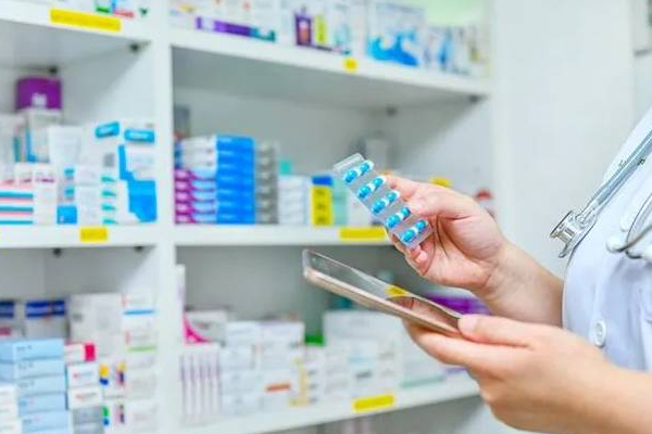 இலங்கையில் இதற்கு பாரிய தட்டுப்பாடு! வெளியான பகீர் தகவல் | Sri Lanka Medicines Shortage Shocking Infromation