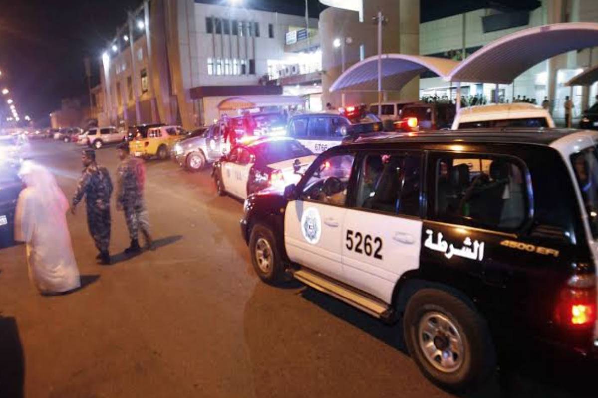 குவைத்தில் இரண்டு இலங்கையர்கள் கைது | Two Sri Lankans Arrested In Kuwait குவைத்தில் இரண்டு இலங்கையர்கள் கைது | Two Sri Lankans Arrested In Kuwait