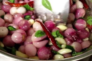 மொறு மொறு தோசைக்கு சுடச் சுட வெங்காய சட்னி! இனி இப்படி செய்து ருசியுங்கள்