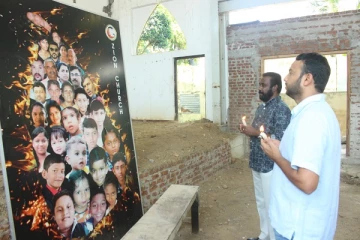 மட்டக்களப்பு சீயோன் தேவாலயத்திற்கு நாடாளுமன்ற உறுப்பினர்கள் விஜயம்