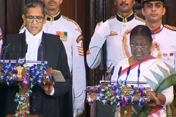 நாட்டின் 15-வது குடியரசு தலைவராக பொறுப்பேற்றார் திரௌபதி முர்மு..!