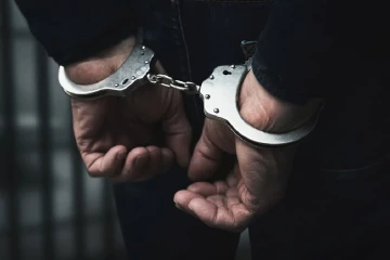 කටානෙන් හෙරොයින් සමඟ සැකකරුවෙකු කොටු