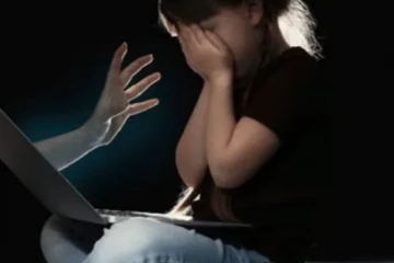 දරුවන්ට ඔන්ලයින් හිංසන වැඩි ප්රදේශ දෙකක්