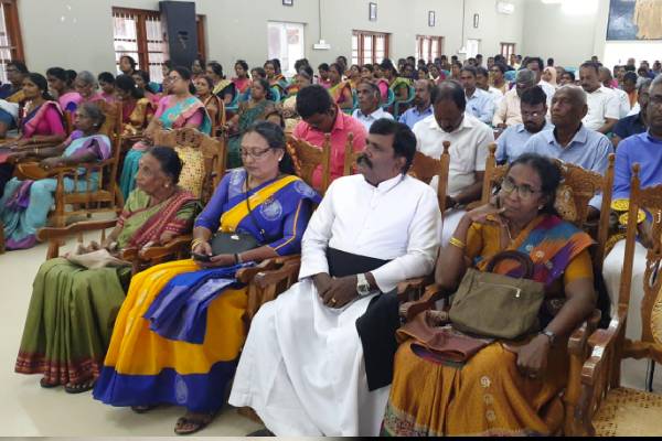 கட்டமைப்பு சிதைந்தமையே 