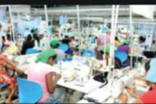 மற்றுமொரு ஆடைத்தொழிற்சாலையிலும் பரவியது கொரோனா