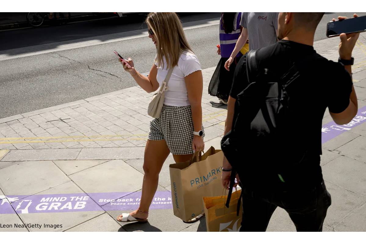 Operartion Catchclaw for phone snatching gangs in uk