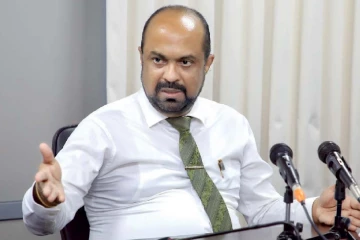 ජයකොඩිගේ කීර්තියට හානි කළාට දවස් 14ක් ඇතුළත රු. මිලියන 500 ක් ඉල්ලයි - ගෙව්වේ නැත්තම් කරන දේ ගැනත් අනතුරු අඟවයි