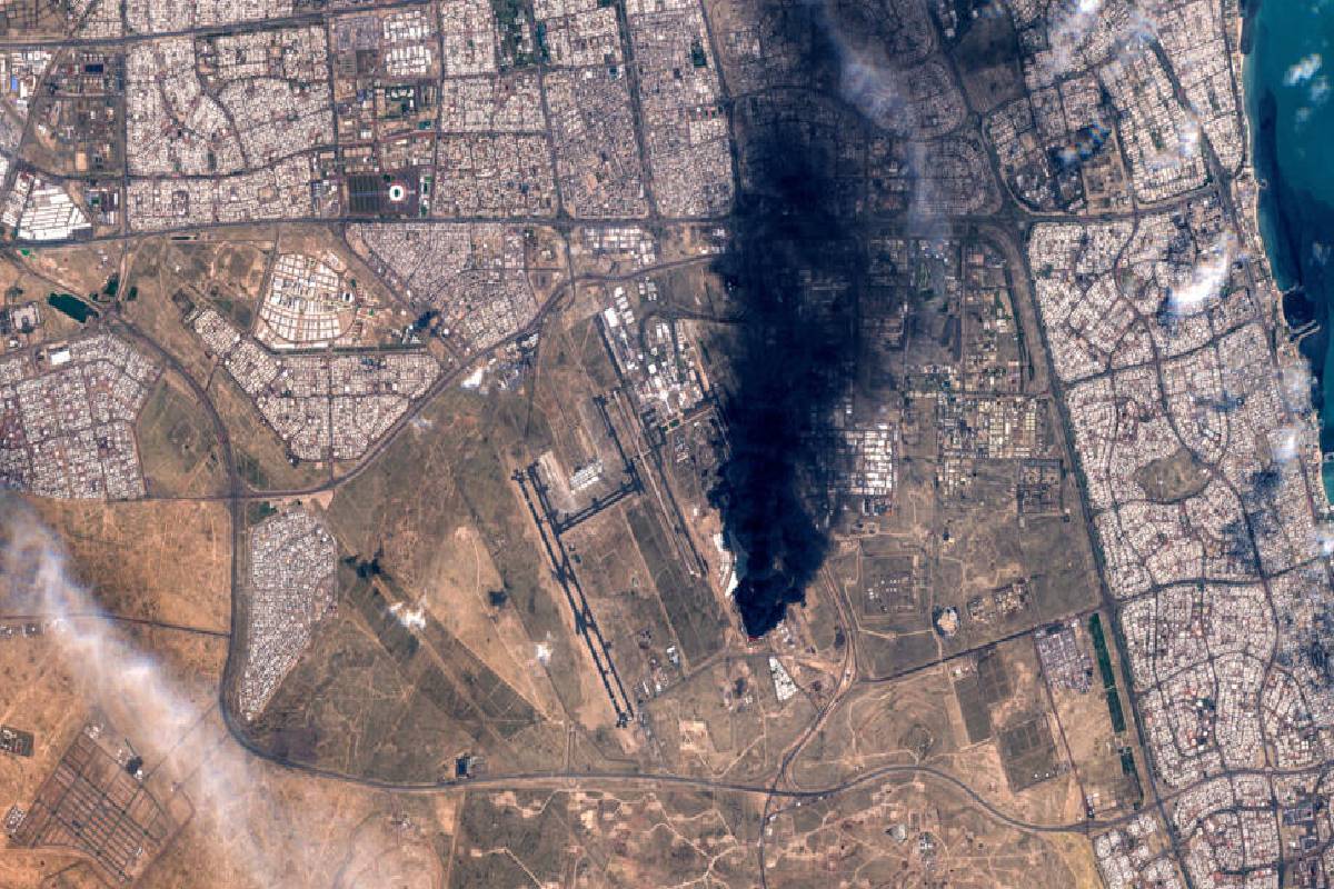 குவைத் சர்வதேச விமான நிலையம் மீது ஈரான் தாக்குதல் | Iran Attacks Kuwait International Airport