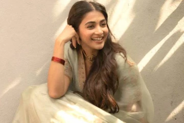 நடிகை பூஜா ஹெக்டேவா இது, புதிய லுக் வீடியோவை வெளியிட்ட பிரபலம்... இதோ