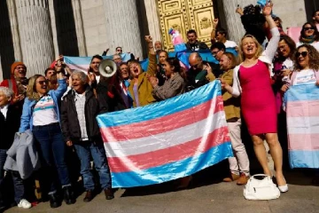 மாதவிடாய் நாட்களில் விடுமுறை: முதல்முறையாக சட்டமியற்றும் ஐரோப்பிய நாடு