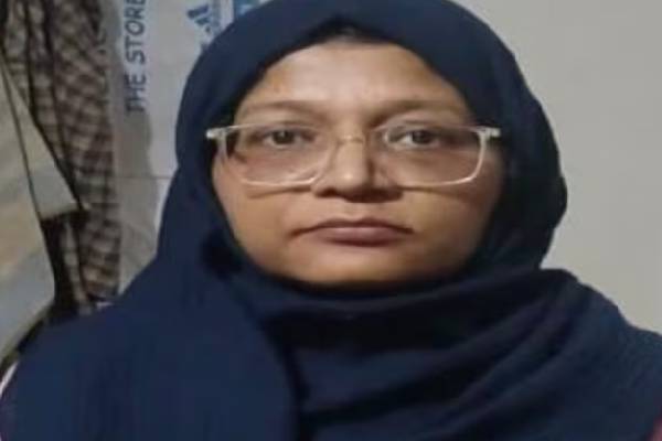 டெல்லி அருகே கைதான பெண் மருத்துவரின் பதறவைக்கும் பின்னணி: அவரது ரகசிய திட்டம் | Arrested Up Doctor Women Wing