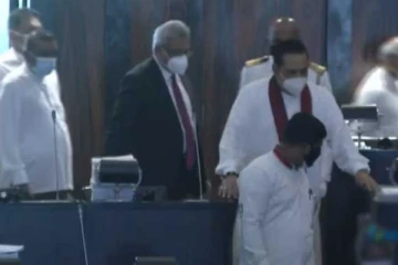 நாடாளுமன்றத்திற்கு இன்று திடீரென வருகை தந்த ஜனாதிபதி