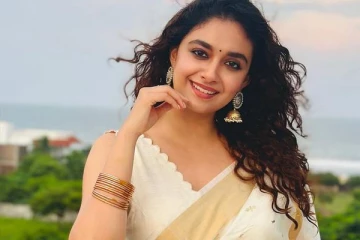 இவரா இது? பாலிவுட் சென்றதும் கீர்த்தி சுரேஷ் இப்படி மாறிட்டாரே..