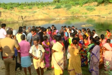 துணி துவைக்க சென்ற இடத்தில் ஆற்றில் மூழ்கி 4 பேர் பலி