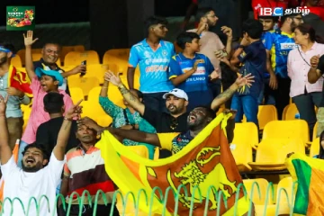 இலங்கையின் சுழலில் சிக்கி சிதறியது இந்திய அணி