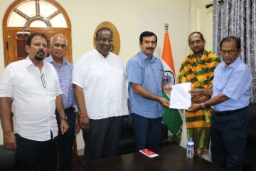 13ஆம் திருத்தத்தை நடைமுறைப்படுத்த மோடிக்கு வலியுறுத்து: தூதரகத்தில் கையளிக்கப்பட்ட மனு