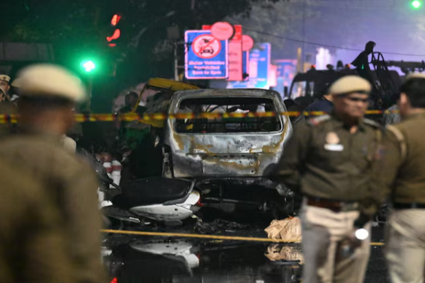 டெல்லி கார் குண்டு வெடிப்பு - பலி எண்ணிக்கை 15 ஆக உயர்வு | Delhi Car Blast Death Toll Rises To 15