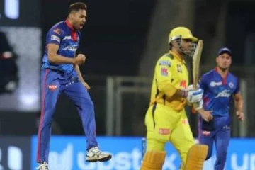 டோனியை கிளீன் போல்ட் செய்தது எப்படி? அந்த ஐடியாவை உபயோகித்தேன்... ரகசியம் உடைத்த இளம்வீரர்