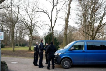 ஜேர்மனியின் பூங்கா ஒன்றில் இடம்பெற்ற கத்திக்குத்து தாக்குதலில் இருவர் பலி