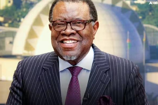 புற்றுநோயால் உயிரிழந்த பிரபல வெளிநாடொன்றின் ஜனாதிபதி | Namibian President Hage Geingob Dies Of Cancer