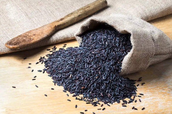 கொழுப்பை கரைத்து எடையை 5 மடங்கு வேகத்தில் குறைக்கும் கருப்பு புட்டு தயாரிப்பது எப்படி? | How To Make Karuppu Kavuni Rice Puttu