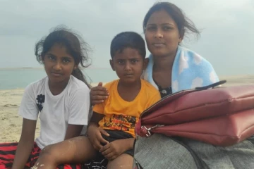 இலங்கையில் கடும் பொருளாதார நெருக்கடியால் நாட்டை விட்டு தப்பியோடும் மக்கள்