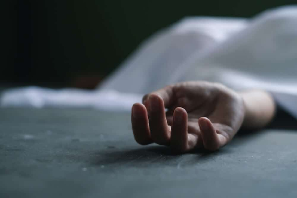 வீதியில் தூங்கிய இளைஞனுக்கு நேர்ந்த துயரம் | Tragedy Of A Young Man Sleeping On The Street