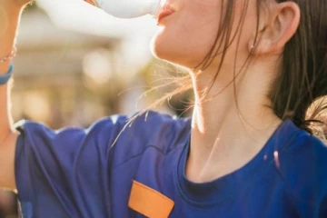 போத்தல் தண்ணீரை குடித்ததும் திடீரென உயிரிழந்த பெண்! அதிர்ச்சி சம்பவம்