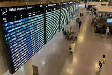 ட்ரோன் ஊடுருலால் ஜேர்மனில் விமான சேவை பாதிப்பு!