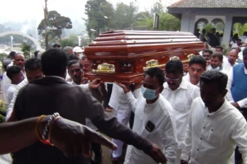 அமரர்.முத்து சிவலிங்கத்தின் பூதவுடல் தகனம்(Photos)