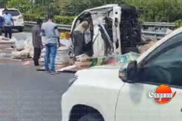 අධිවේගී මාර්ගයේ අනතුරක් - කඩවත දෙසට යන අයට දැනුම්දීමක්