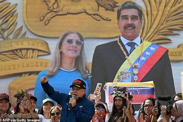 மதுரோவின் வலக்கரம்... கண்டுபிடித்து தகவல் தெரிவித்தால் 25 மில்லியன் டொலர்: ட்ரம்ப் அறிவிப்பு | Reward Capture Maduro Right Hand Man