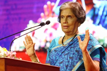 மே மாதத்துக்குப் பின் வாருங்கள் ; தேடிசென்றவர்களை திருப்பி அனுப்பிய சந்திரிகா!