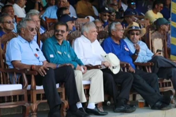 නිල් මහ සටන බලන්නට ජනපති රනිලුත් එක්වේ...