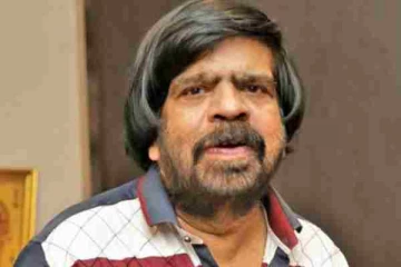 ரூ.200 கோடி கொடுத்தாலும் அந்த விஷயத்தை செய்ய மாட்டார்- டி.ராஜேந்தர் குறித்து பாராட்டி பேசிய பிரபல நடிகர்