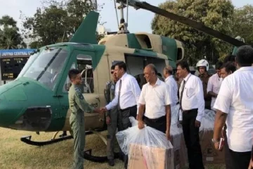 யாழ்ப்பாணத்திற்கு வானூர்தி மூலம் எடுத்துவரப்பட்ட வாக்கு பெட்டிகள்!