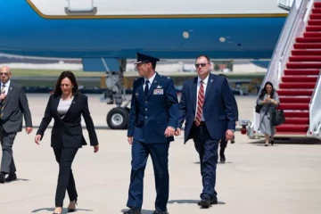 துணை ஜனாதிபதி கமலாஹாரிஸ் சென்ற விமானம் அவசரமாக தரையிறக்கம்!