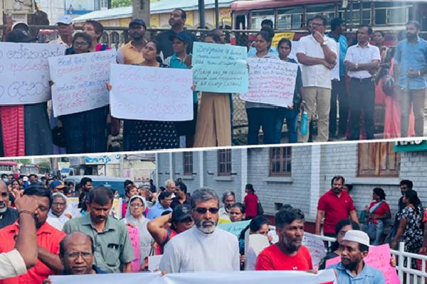 மலையக மக்களின் வரலாற்றை நினைவுக்கூரும் வகையில் நடைபவனி | Walkway Commemorating History Of The Hill People