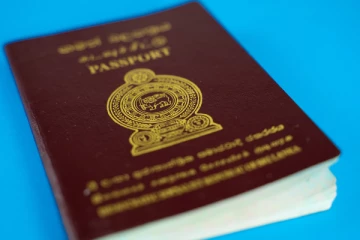 இலங்கையிலிருந்து வெளிநாடு செல்ல கடவுச்சீட்டு பெற காத்திருப்போருக்கான அறிவித்தல்! செய்திகளின் தொகுப்பு