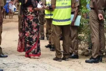 யாழில் வீதியில் மயங்கி விழுந்த குடும்பப் பெண்ணுக்கு நேர்ந்த சோகம்