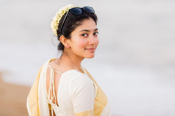 சாய் பல்லவி பற்றி பரவிய அந்த செய்தி உண்மையா? வந்த அதிகாரப்பூர்வ விளக்கம் | Sai Pallavi Not Part Of Pushpa 2