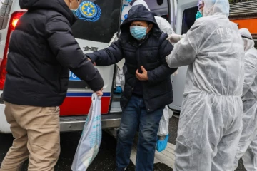 ரஷியாவில் பரவி வரும் மர்ம வைரஸால் மக்கள் பீதி