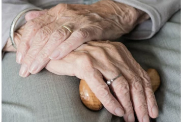 80 ஆண்டுகளாய் கணவருக்காக காத்திருந்த மூதாட்டி மரணம்