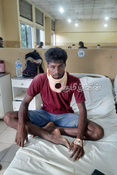 ஆலயத்தில் அலங்கார பணியில் ஈடுபட்டிருந்த இளைஞர்கள் மீது தாக்குதல்: நால்வர் படுகாயம் | Unidentified Some Attack Youths Kilinochchi Temple