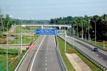 அதிவேக வீதியின் வருமானம் அதிகரிப்பு!